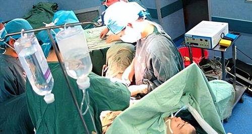 女性变性手术视频,女性变性的真实过程与心理变化