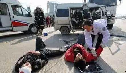 抚州撞死5人视频,5人无辜生命陨落，视频揭露惊心动魄现场